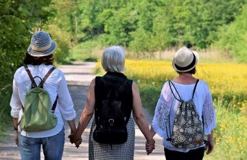 Les femmes utilisent le CBD pour traiter les symptômes de la ménopause